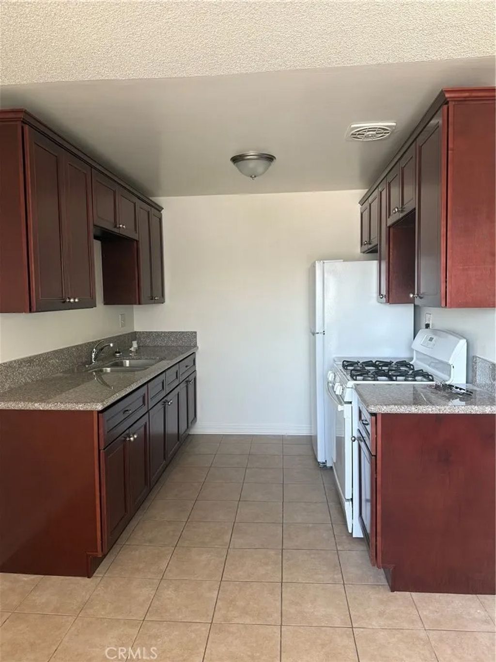 Photo of 914 W Pine St, Upland, CA 91786 (MLS # OC26068346)