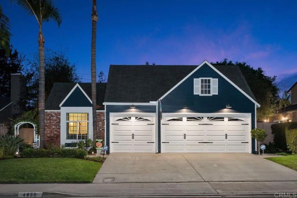 Photo of 4439 Salisbury Drive, Carlsbad, CA 92010 (MLS # NDP2509395)