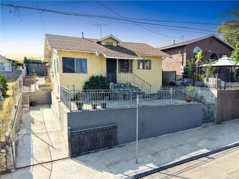 Photo of 712 Cornwell ST, Los Angeles, CA 90033 (MLS # DW26127526)