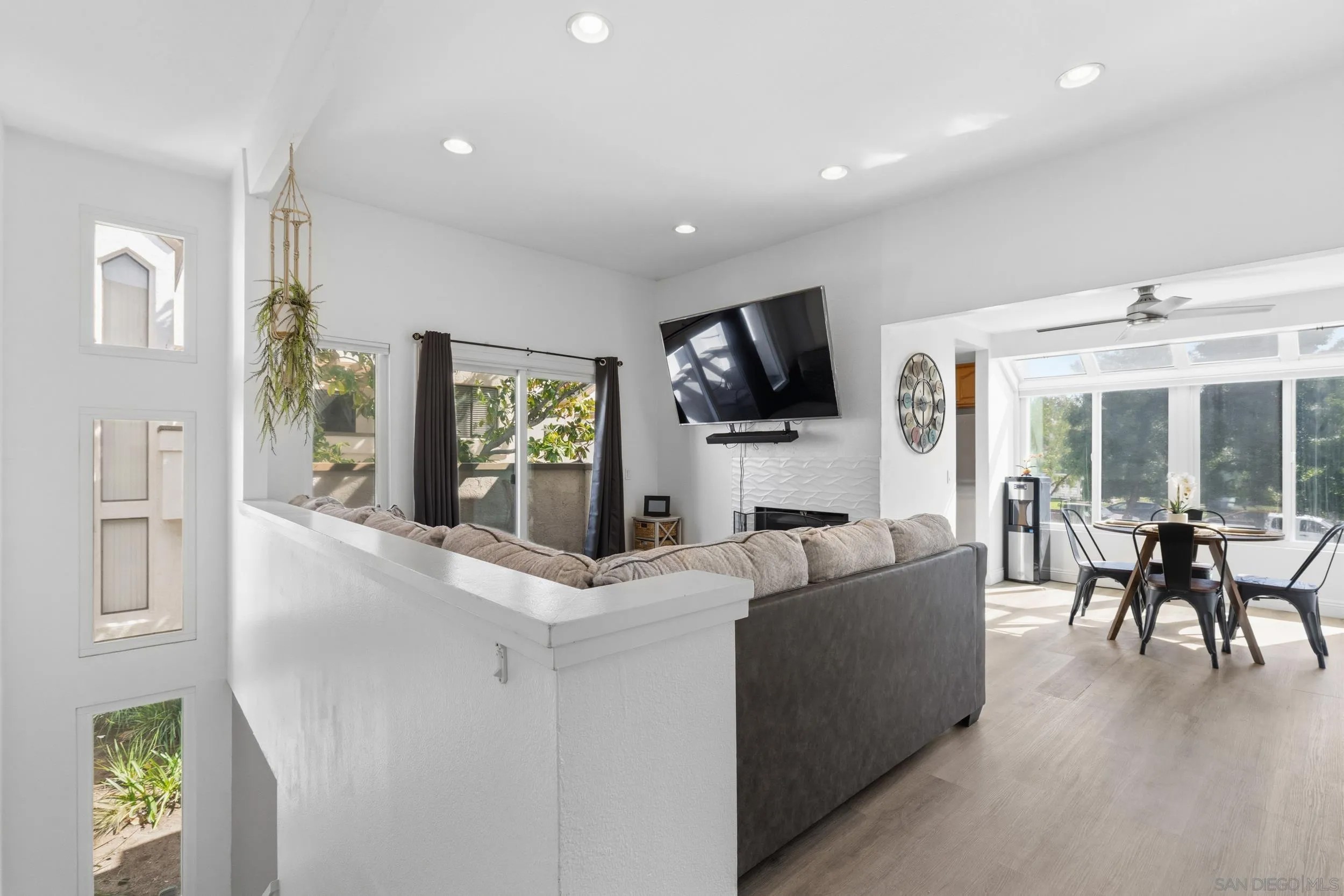 1504 Granite Hills Dr A