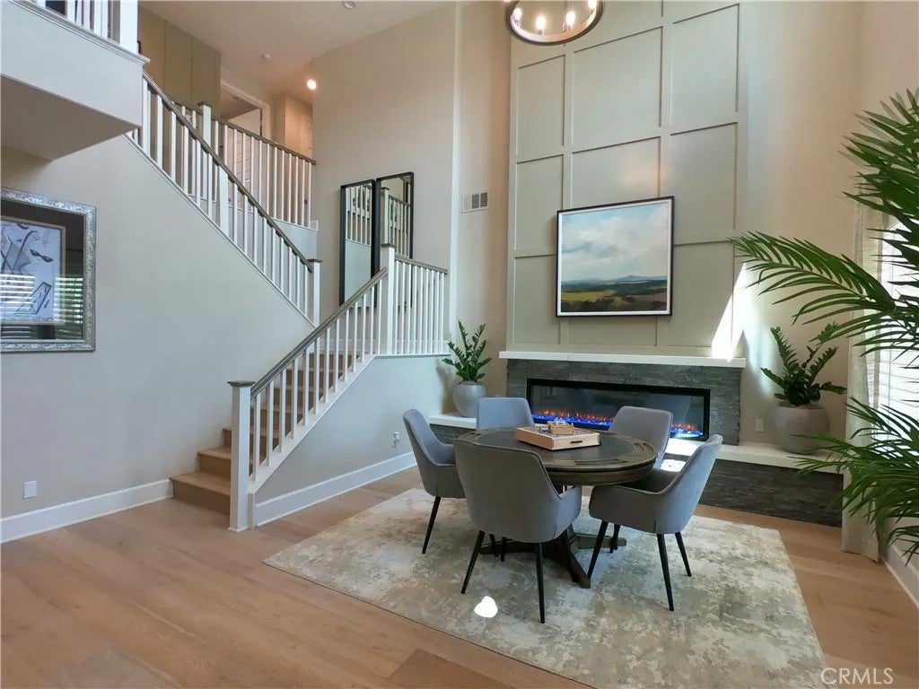 39789 Larkspur