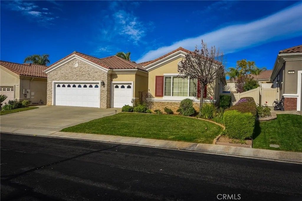 Photo of 956 Gleneagles Rd, Beaumont, CA 92223 (MLS # IV26007358)