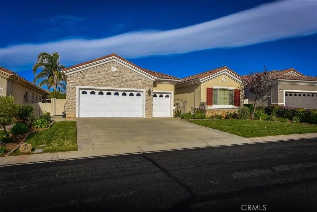 Photo of 956 Gleneagles Rd, Beaumont, CA 92223 (MLS # IV26007358)