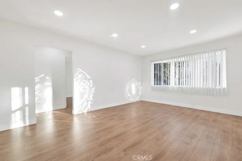 Tiny photo for 14937 Friar St, Van Nuys, CA 91411 (MLS # SR25245607)