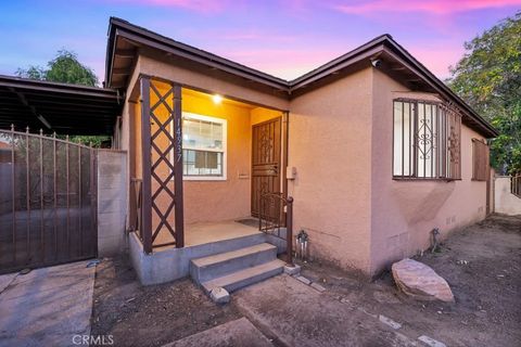 Tiny photo for 14937 Friar St, Van Nuys, CA 91411 (MLS # SR25245607)