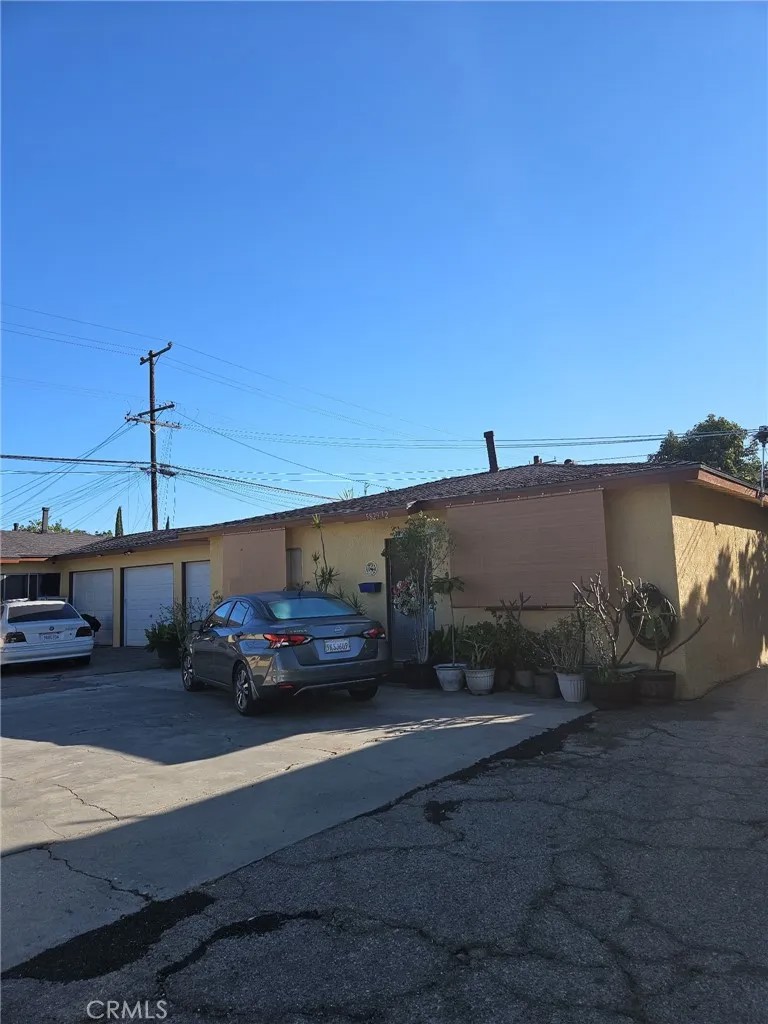 5835 Clara Street