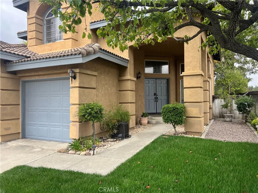 13564 Esprit Avenue