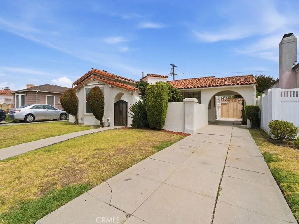 3127 W 79th Street