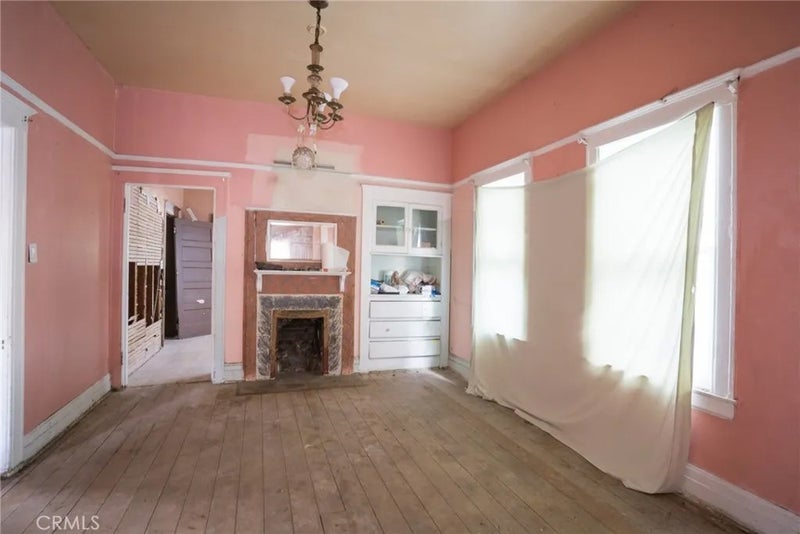 2126 Daly