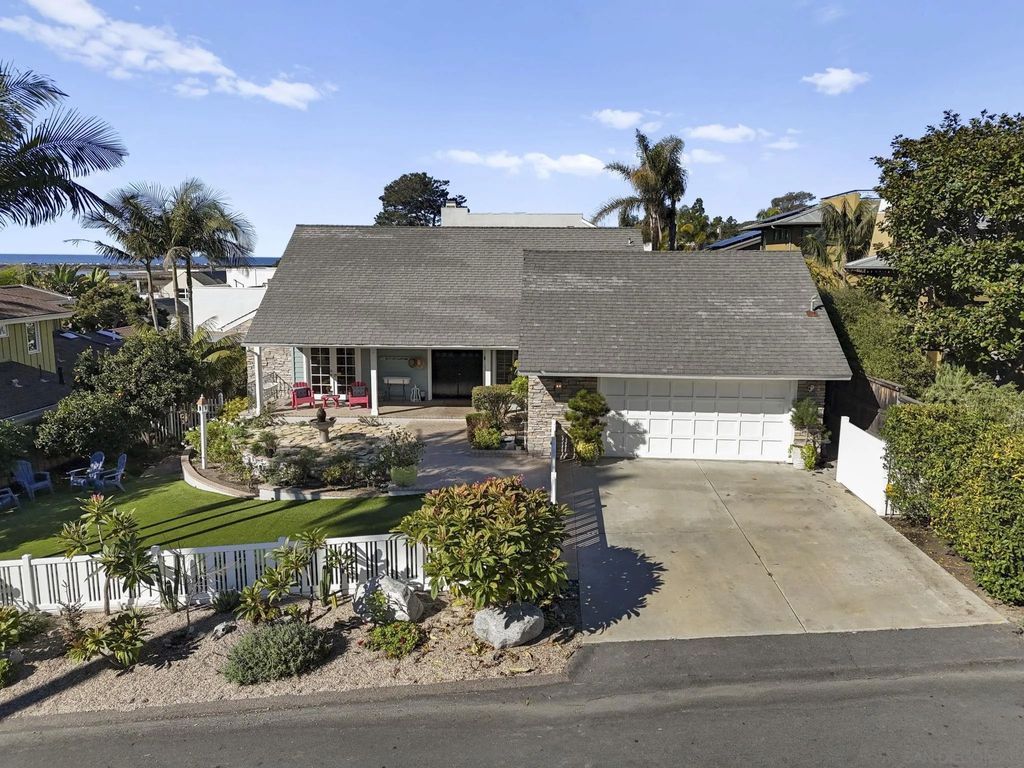Photo of 12740 Via Felino, Del Mar, CA 92014 (MLS # 250045475)