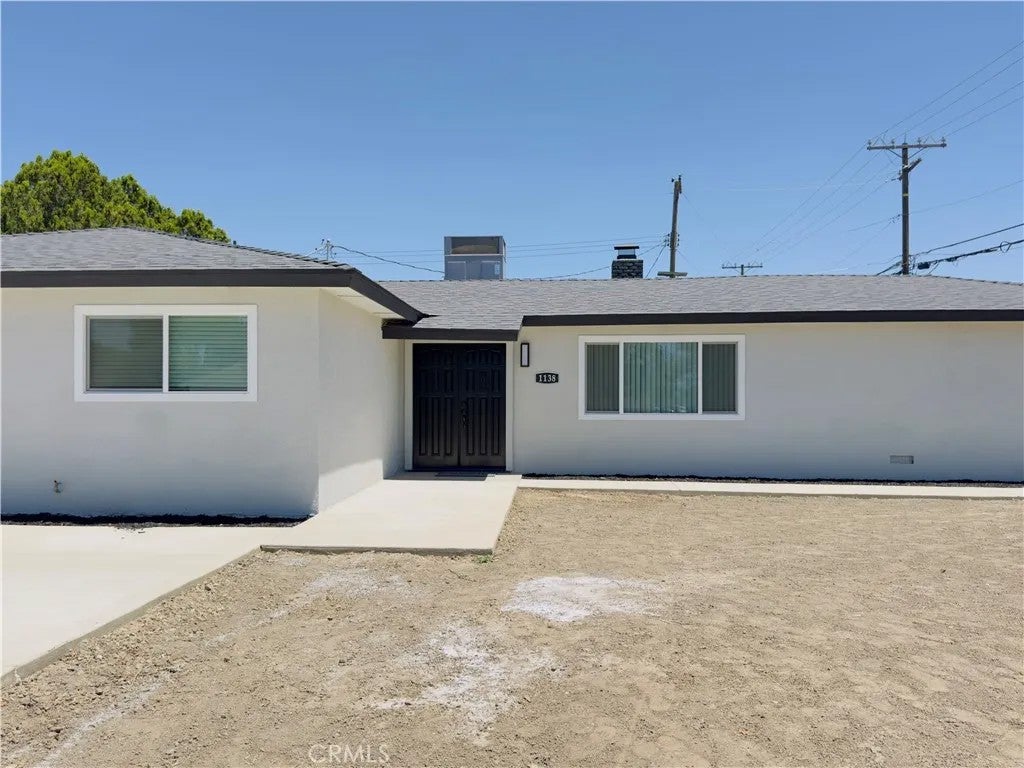 1138 Valley Street