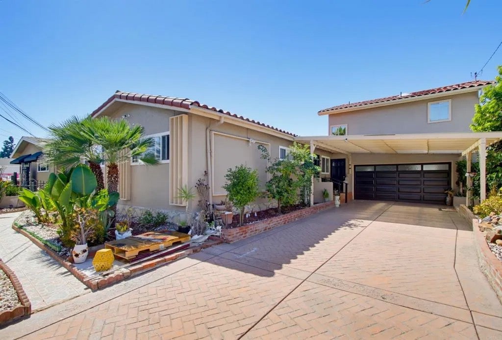 6060 Cowels Mountain Boulevard