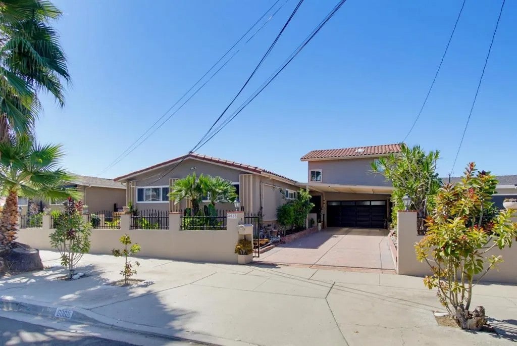 6060 Cowels Mountain Boulevard