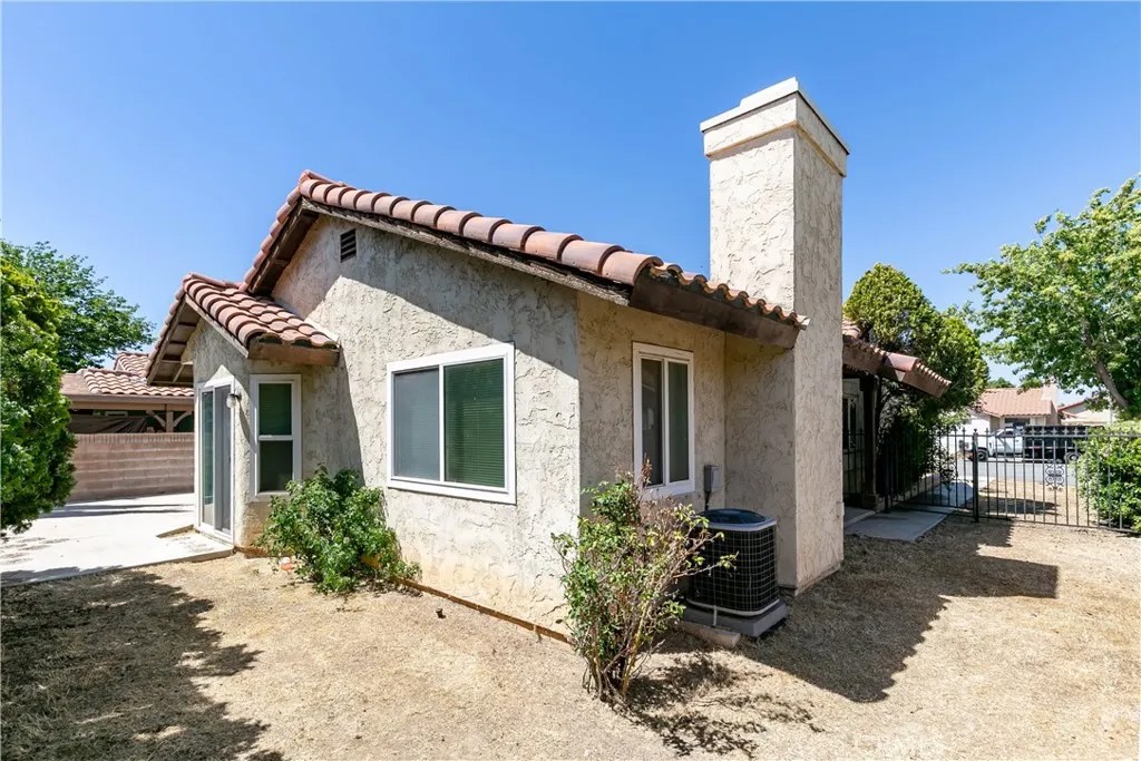 3244 E Avenue S2