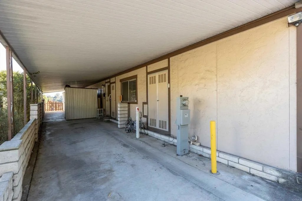 350 N El Camino Real 78s