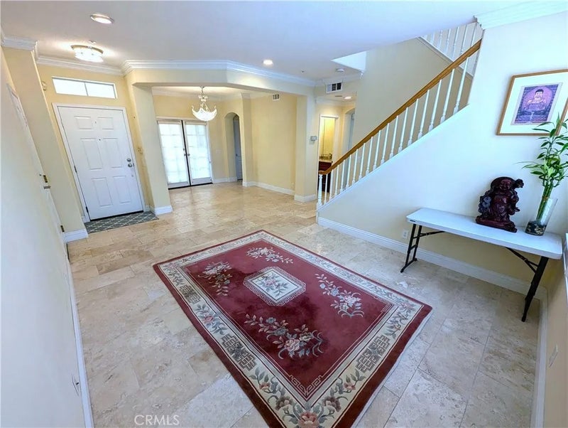 8204 Constantine Drive