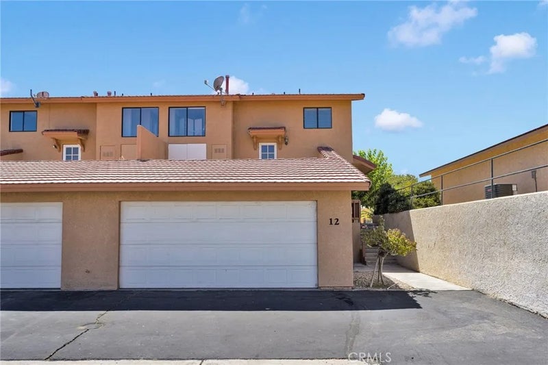 27535 Lakeview 12