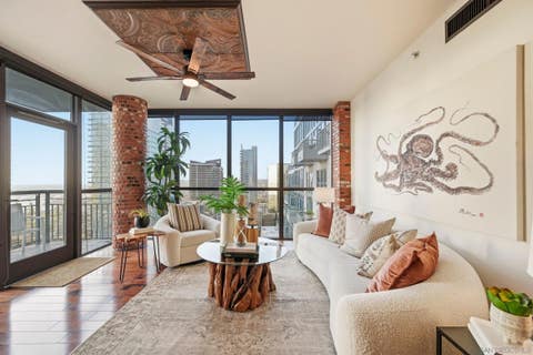 Tiny photo for 1240 India Street #1800, San Diego, CA 92101 (MLS # 260017554)