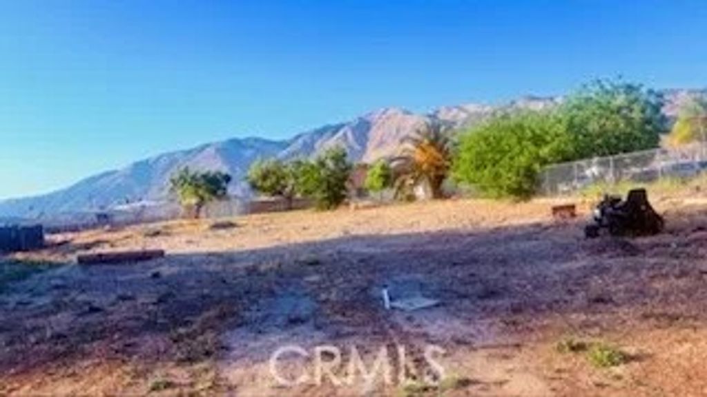 Photo of 777 E Main ST, San Jacinto, CA 92583 (MLS # DW26101130)