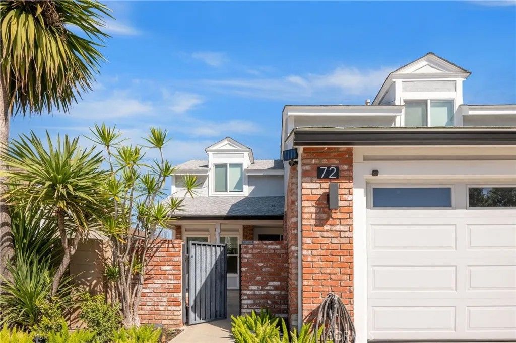 Photo of 72 Cape Cod, Irvine, CA 92620 (MLS # OC26033994)