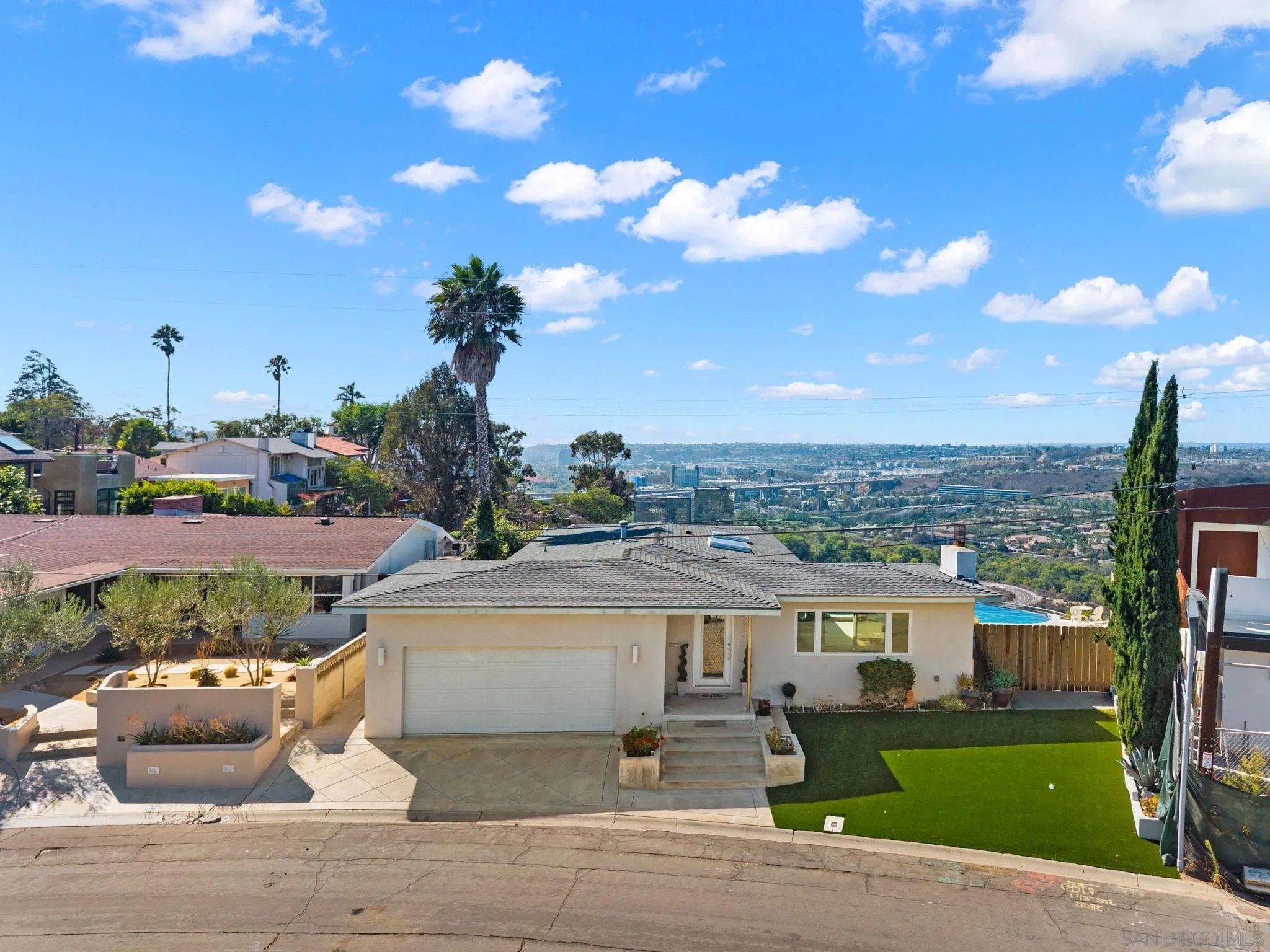5232 Cromwell Court
