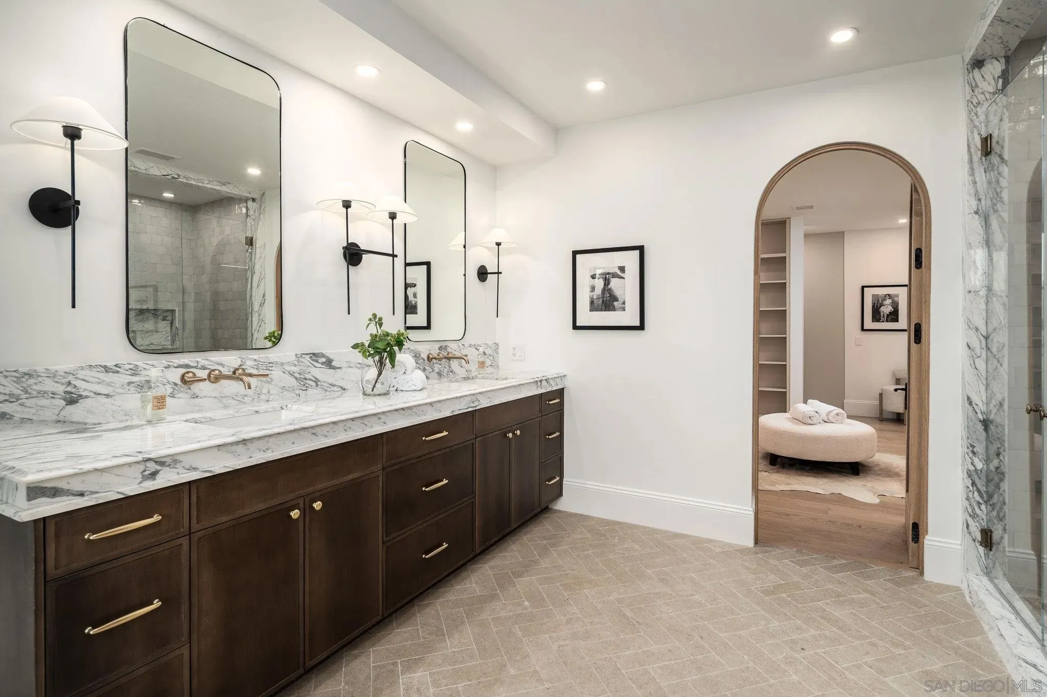 Rancho Santa Fe, California 92067, United States, 5 Bedrooms Bedrooms, ,7 BathroomsBathrooms,Residential,Active,242149