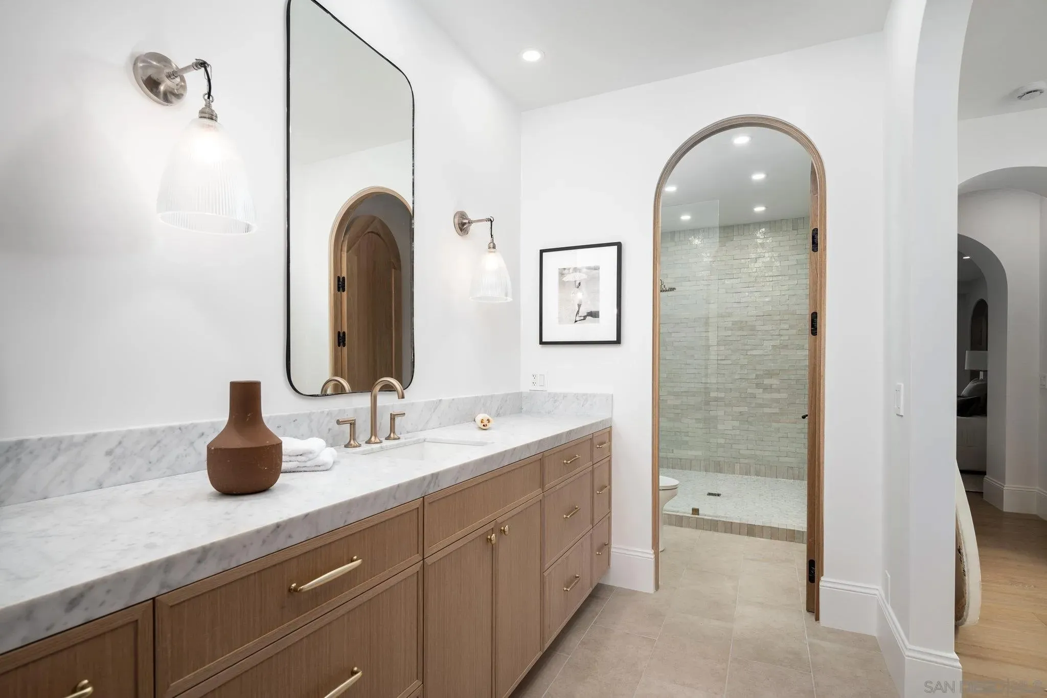 Rancho Santa Fe, California 92067, United States, 5 Bedrooms Bedrooms, ,7 BathroomsBathrooms,Residential,Active,242149