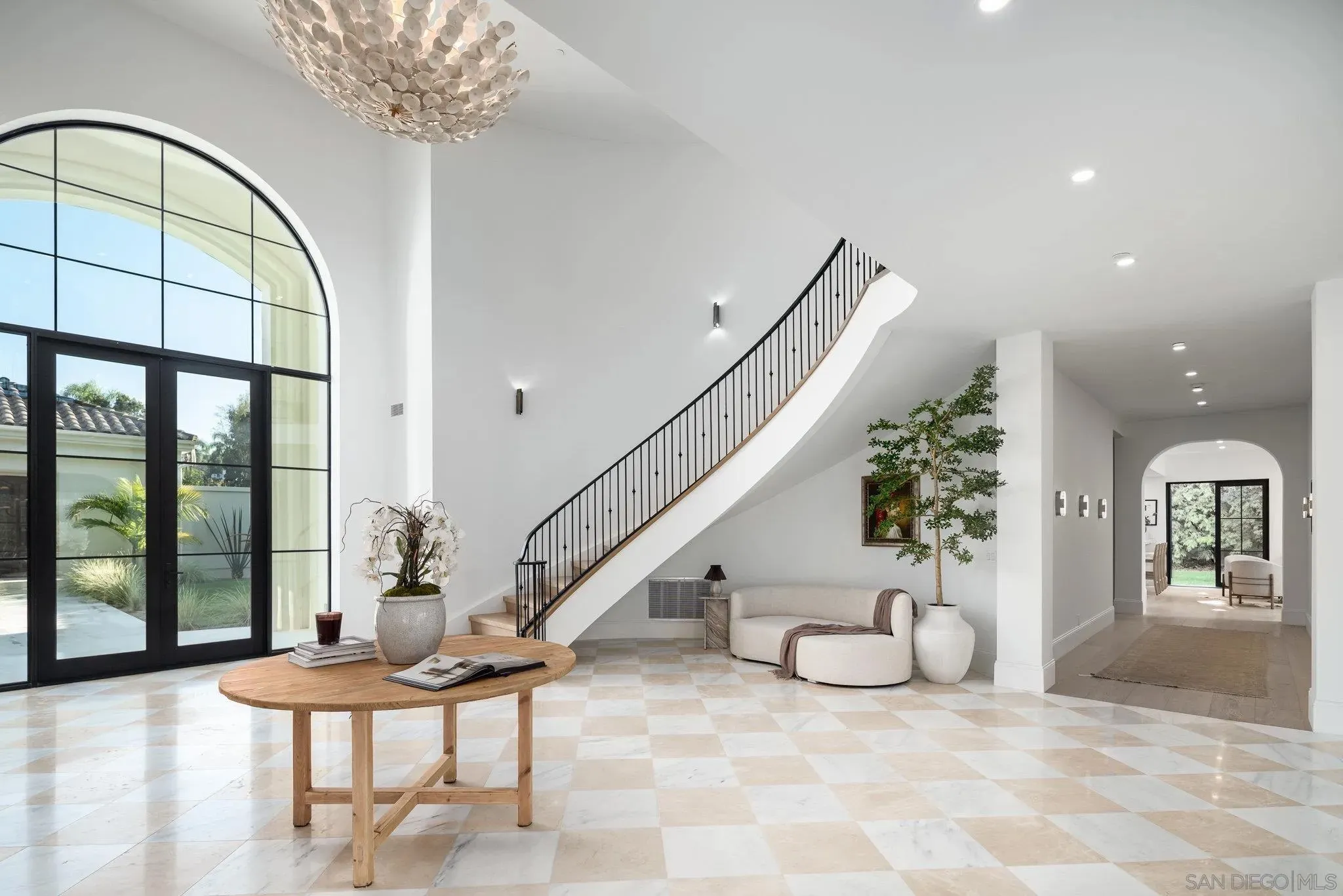 Rancho Santa Fe, California 92067, United States, 5 Bedrooms Bedrooms, ,7 BathroomsBathrooms,Residential,Active,242149