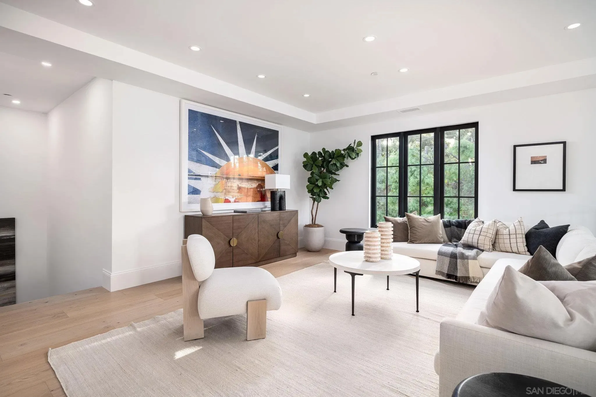 Rancho Santa Fe, California 92067, United States, 5 Bedrooms Bedrooms, ,7 BathroomsBathrooms,Residential,Active,242149