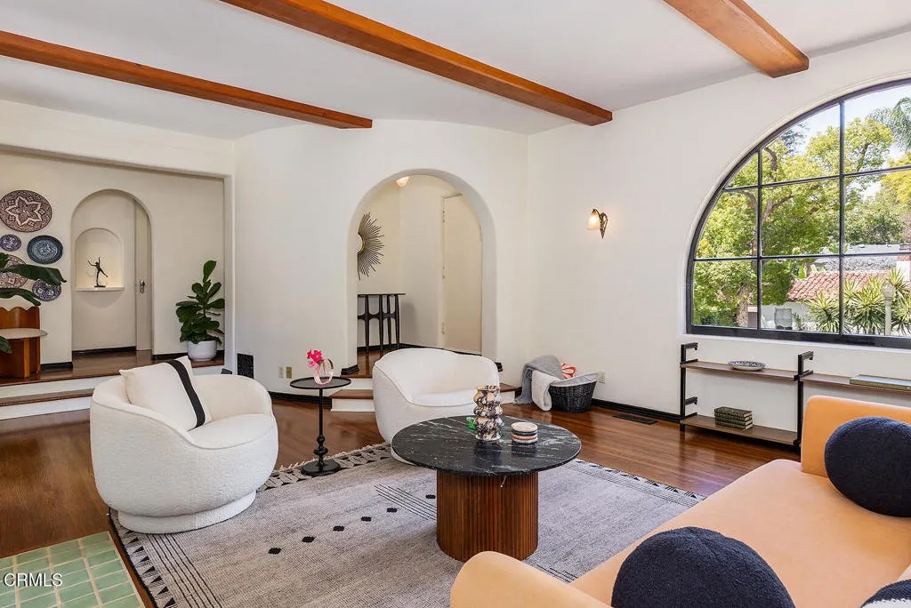 3177 Lake Hollywood Drive