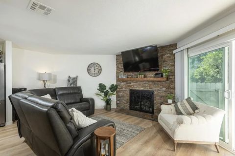 Tiny photo for 656 Westlake Street, Encinitas, CA 92024 (MLS # NDP2501434)