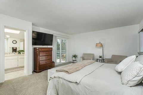 Tiny photo for 656 Westlake Street, Encinitas, CA 92024 (MLS # NDP2501434)