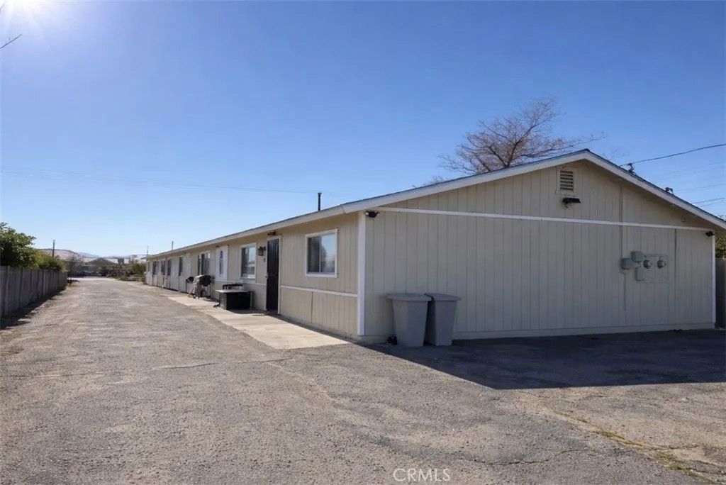Photo of 16476 Olive St, Hesperia, CA 92345 (MLS # CV26020023)