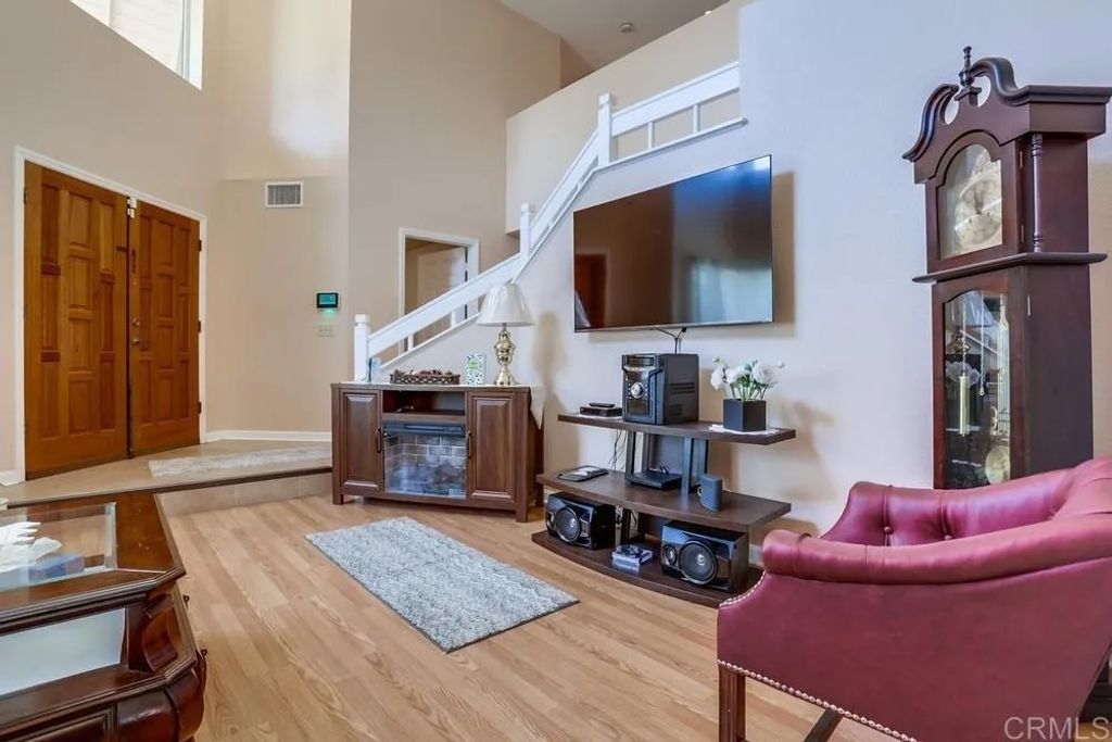 Photo of 39587 Calle Casablanca, Murrieta, CA 92563 (MLS # PTP2504598)
