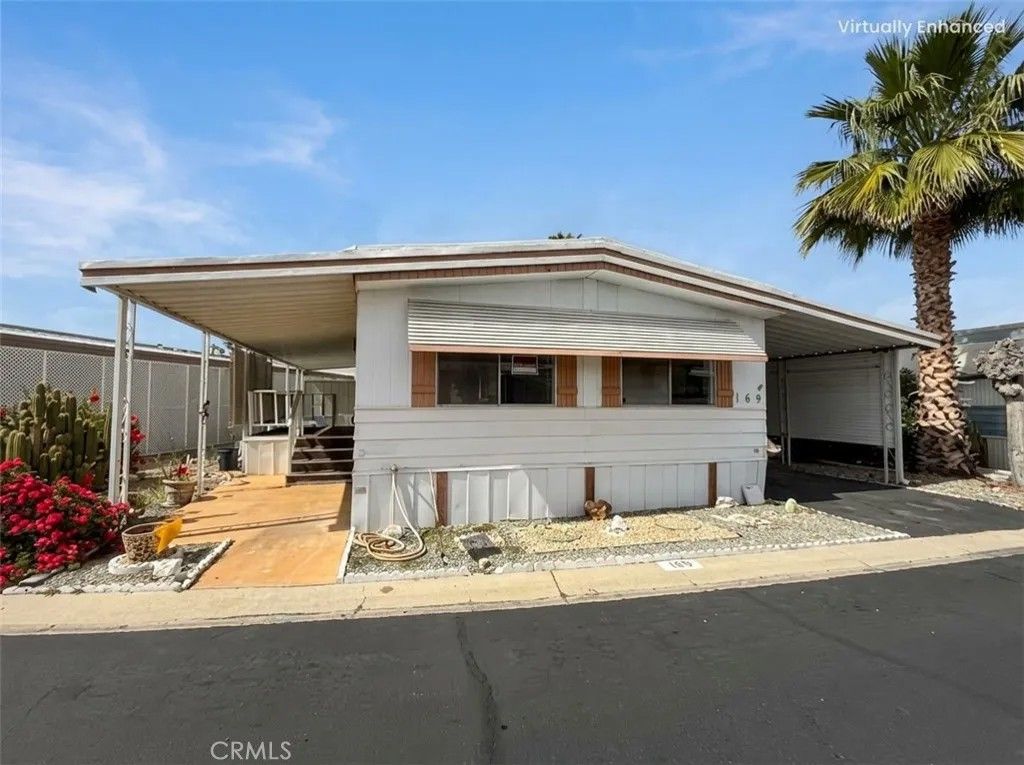 Photo of 575 S Lyon #169 Ave, Hemet, CA 92543 (MLS # SW26071646)