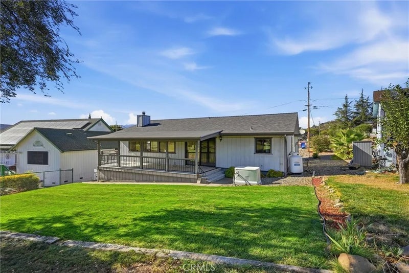 19001 Spyglass