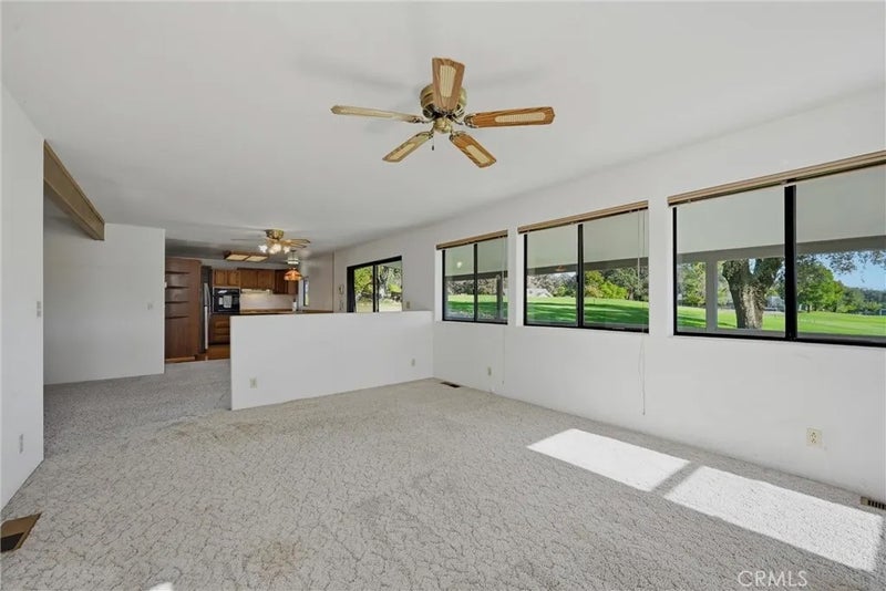 19001 Spyglass