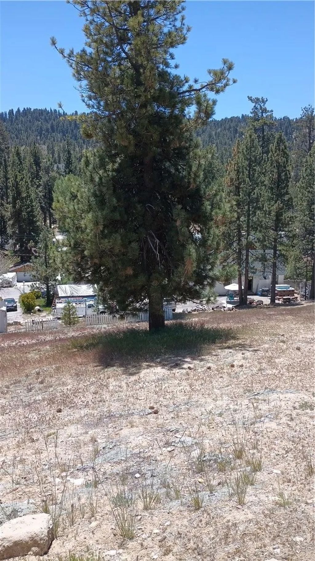 Photo of 39237 Crest LN, Big Bear Lake, CA 92315 (MLS # SW26111436)