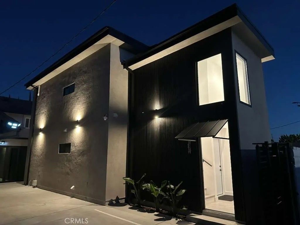Photo of 10017 Mason Ave #A, Chatsworth, CA 91311 (MLS # SR26095726)