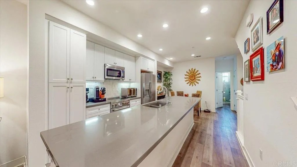 1132 Sea Glass Way