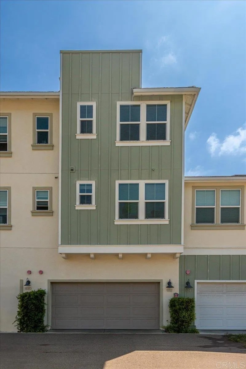 1132 Sea Glass Way