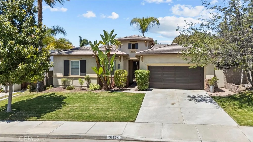 31704 Pepper Tree