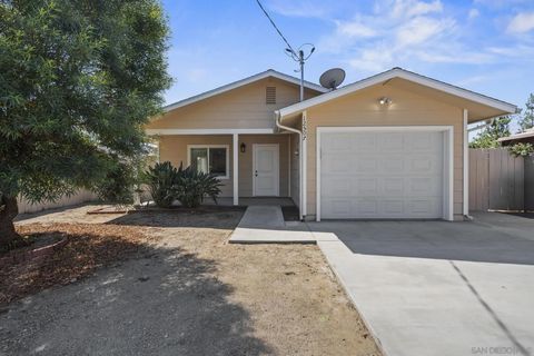 12507 Castle Court Dr Lakeside CA 92040