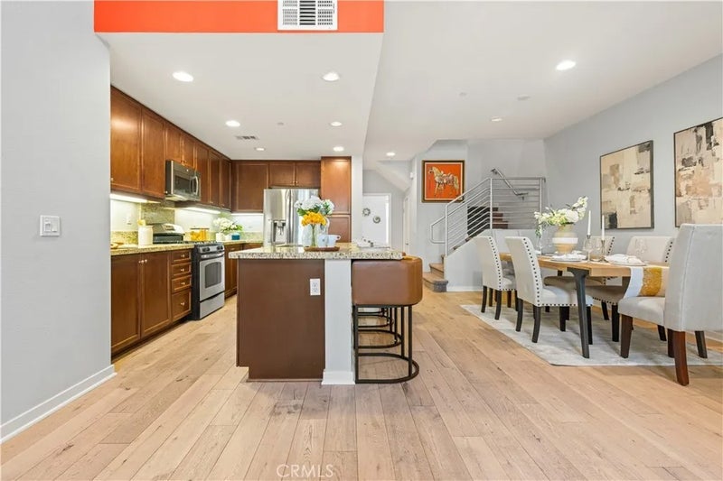 543 Rockefeller