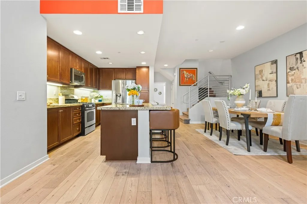 543 Rockefeller