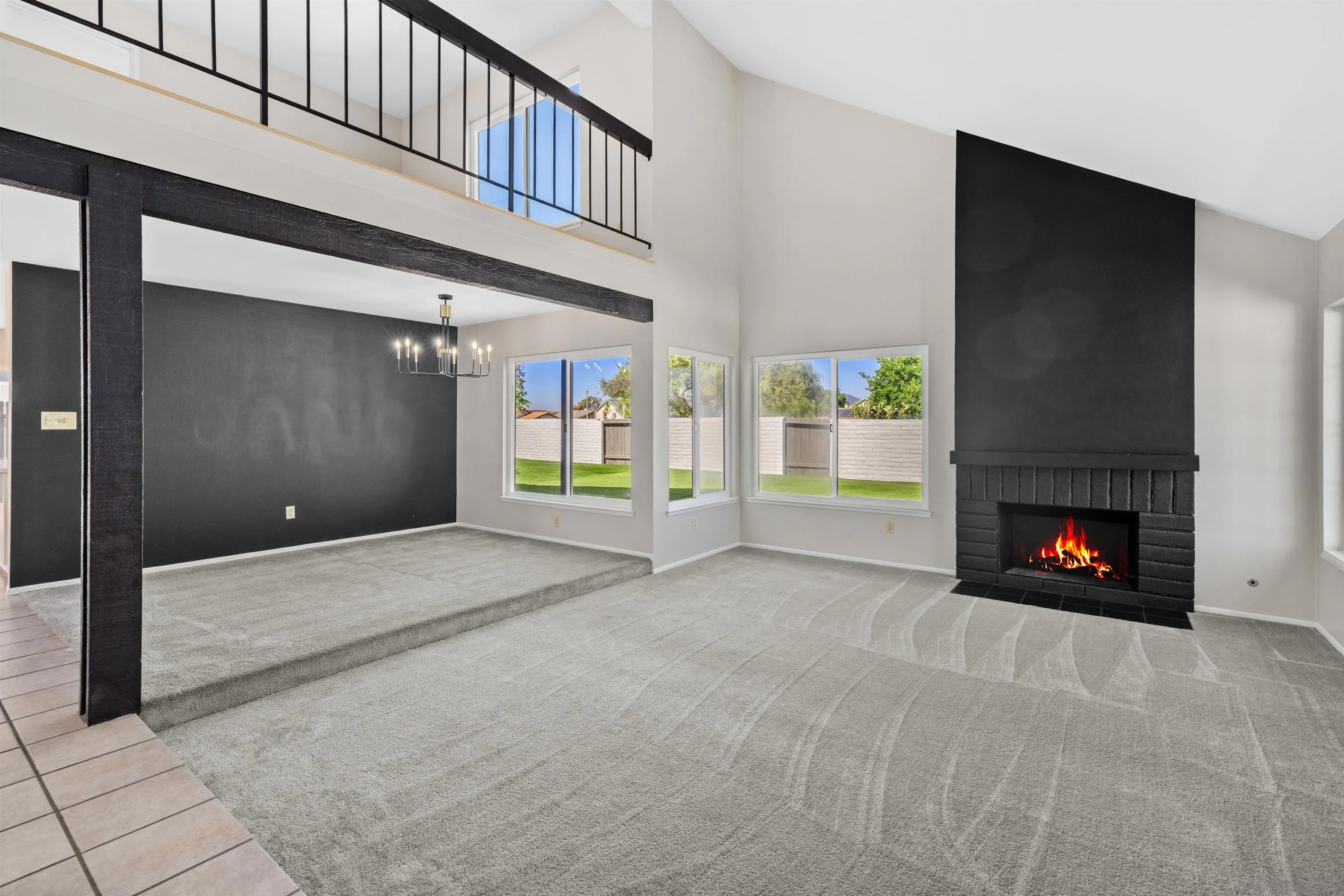 1355 Valencia Loop