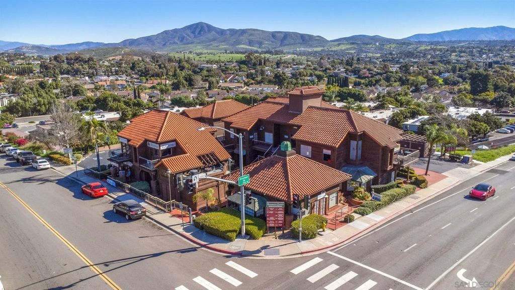 Photo of 5120 Robinwood Road, Bonita, CA 91902 (MLS # 260003903)