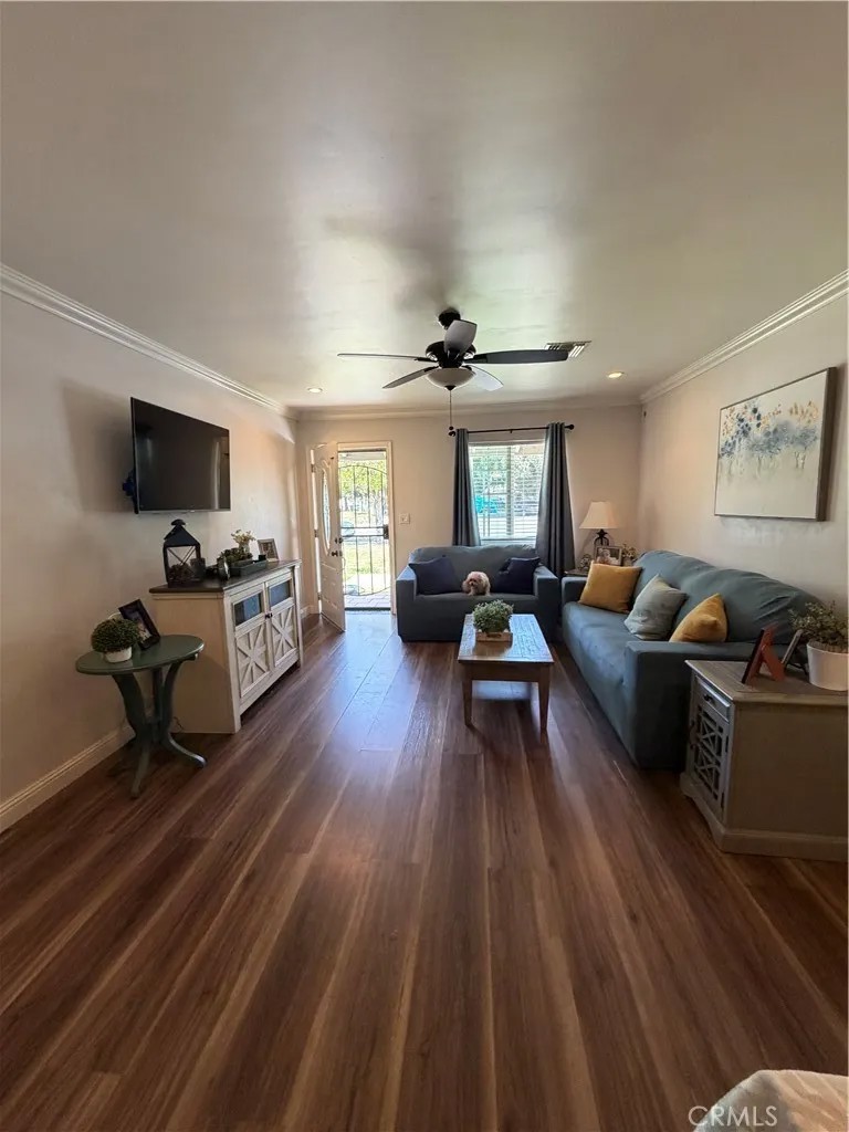 1594 Darby