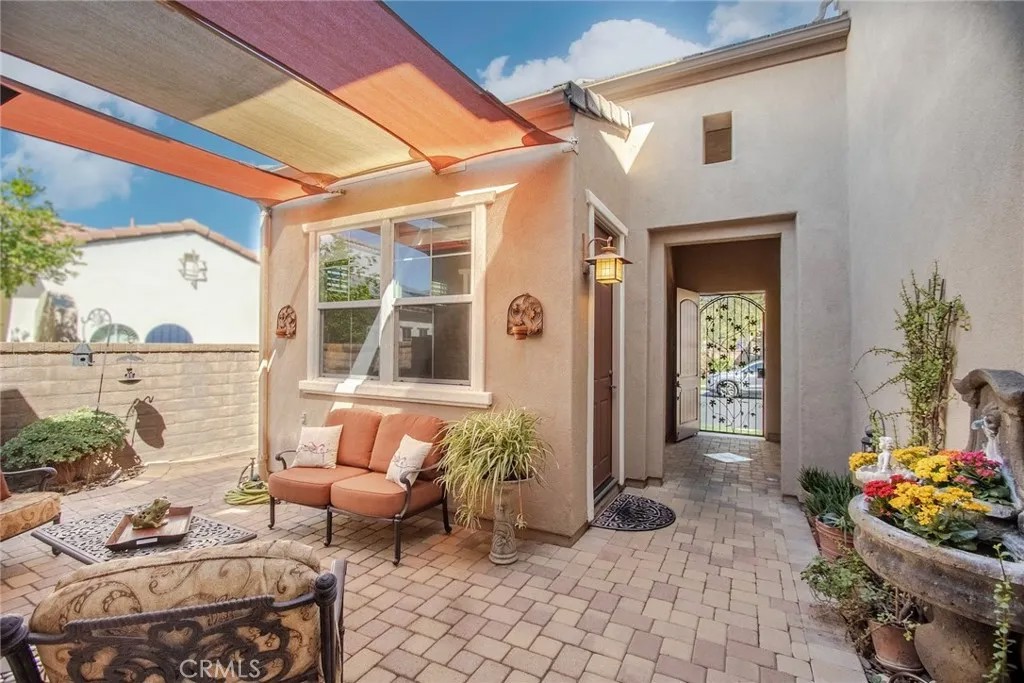 23737 Cottonwood Court