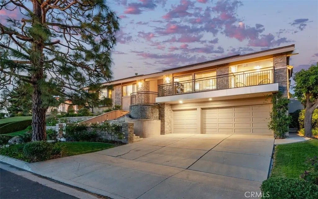Photo of 30216 Matisse DR, Rancho Palos Verdes, CA 90275 (MLS # PV26098524)